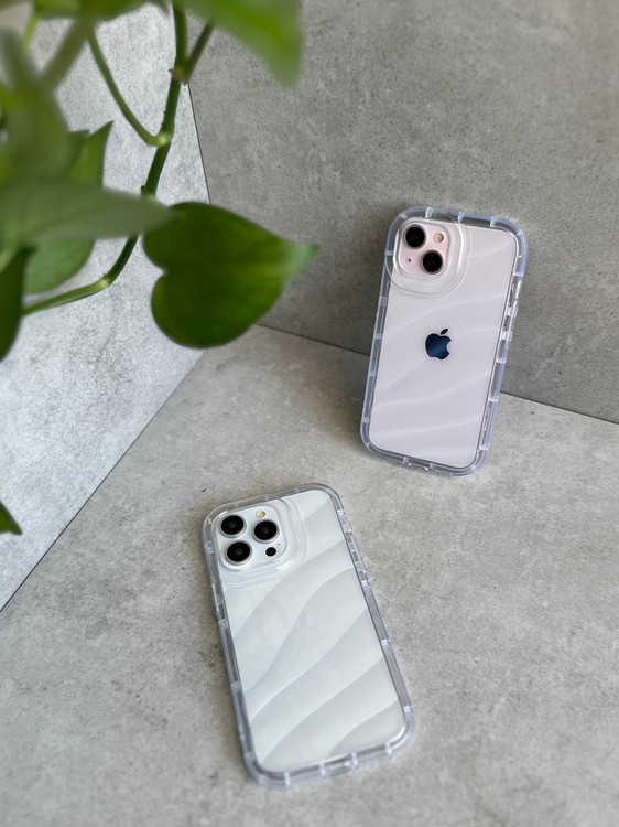 قاب آیفون شفاف موجدار – محافظت پیشرفته با لبههای ایربگ برای ضربهگیری