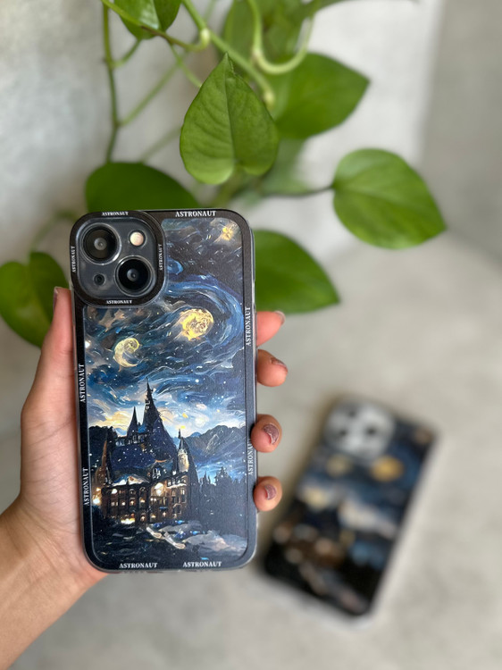 قاب آیفون با طرح شب پرستاره ونگونگ، بدنه TPU مقاوم