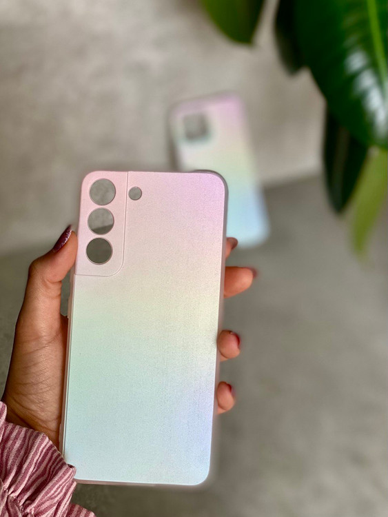 قاب آیفون مولتی کالر، بدنه TPU مقاوم و لبههای محافظ، مناسب مدلهای مختلف آیفو