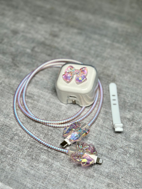 محافظ شارژر مدل پاپیون با طراحی کریستالی